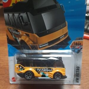 Pet Transport Vehicle Toy - Black and Orange